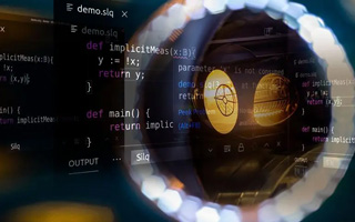 西藏 ,php声明和调用变量的符号是什么？